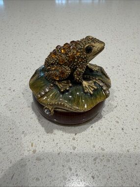 New, Decorative Bronze-Tone Jeweled Frog Trinket Box with Amber Accents